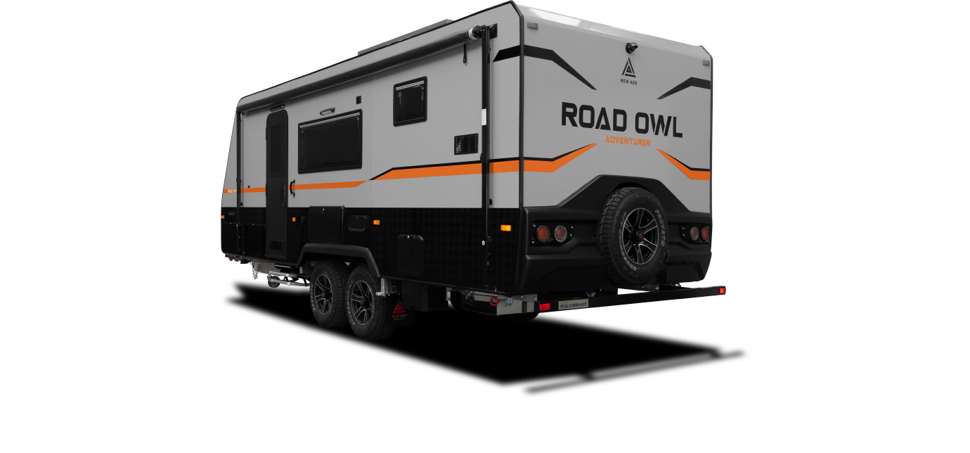 Road Owl 19 Ft Adventurer Rear 3/4